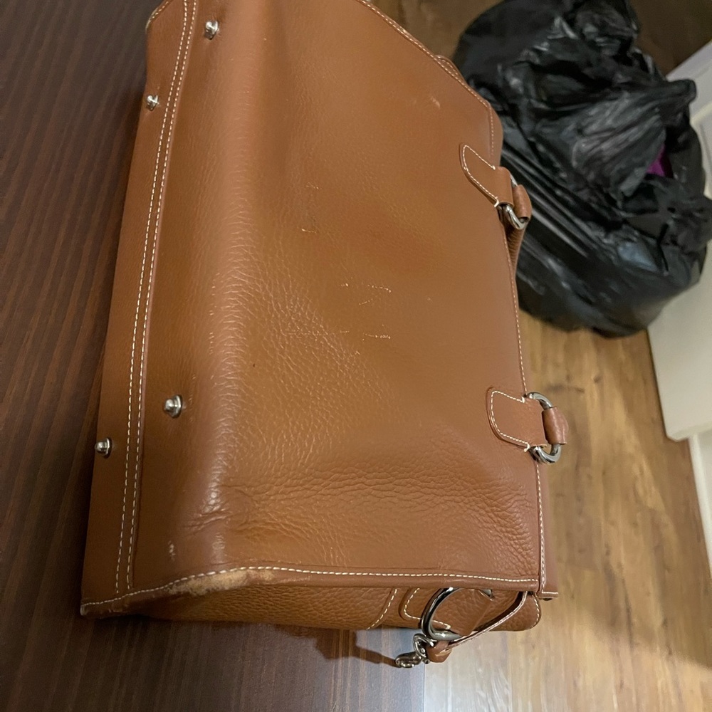 Dooney and Bourke - Picture 5 of 8